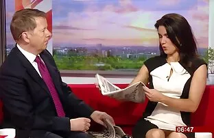 Esclave mature aux seins énormes sert un gang d'énormes BBC vidéos porno amateur française