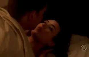 Une ado noire au cul youtube film porno amateur juteux se masturbe sur un canapé