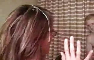 Horny fille attachée mamelons video gratuite amateur porno durs léchés jusqu'à l'orgasme